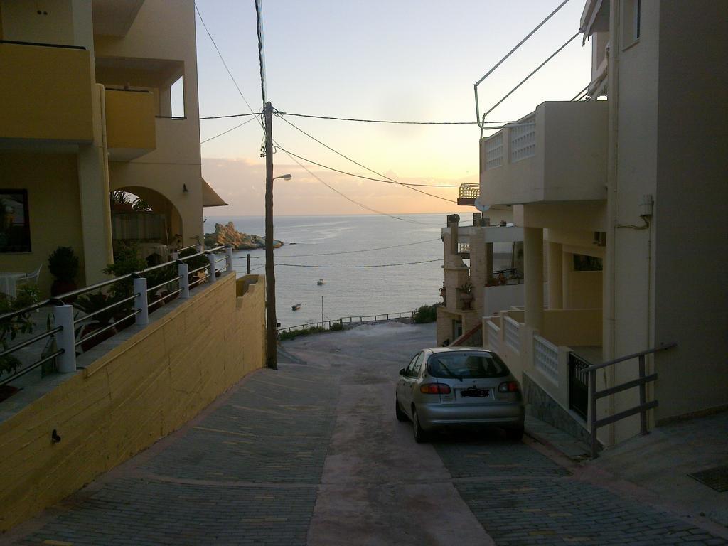 Mades Magic Place Agia Pelagia  Buitenkant foto