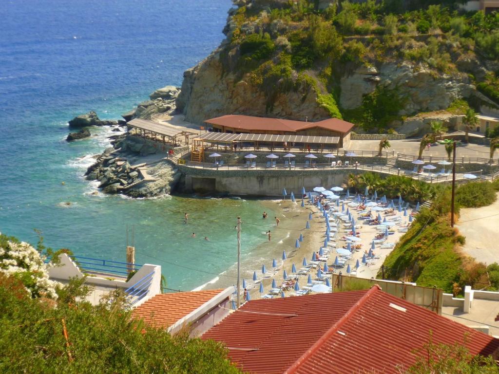 Mades Magic Place Agia Pelagia  Buitenkant foto